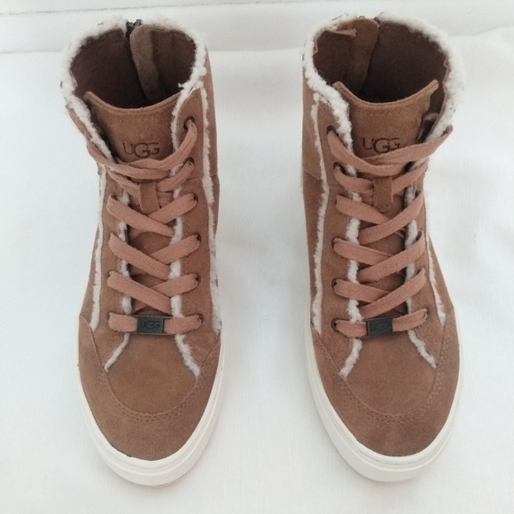 UGG Nuray suede High top sneakers EUC - Picture 4 of 7